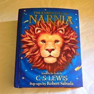 The Chronicles of Narnia Pop-Up Book
